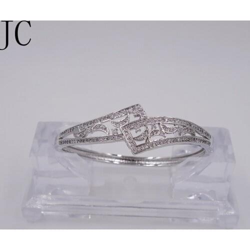 Charming Design Fashion Jewelry For Women Full Crystal Bangle Bracelets Belt Buckle Bangle White Rhinestone Bangle Wedding