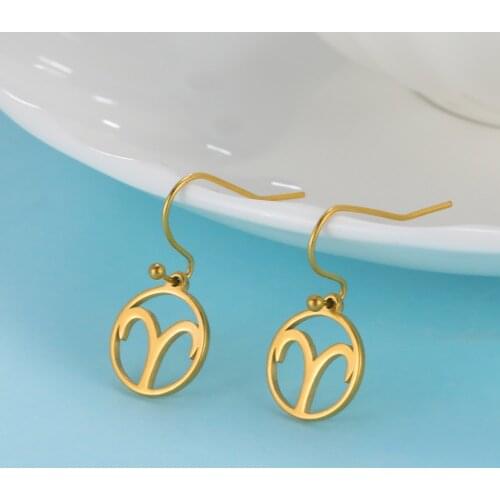 Unift Dangle Earrings