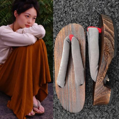 Womens Summer Flip Flops Black Painted Wood Mid Heel Sandals Beach Slippers Cosplay Shoes Classic Japan Geta