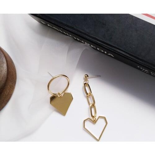 Hip Hop Rock Personality Metallic Earrings Love Shape Earrings Geometric Asymmetric Chain Earrings Women Jewelry Gifts