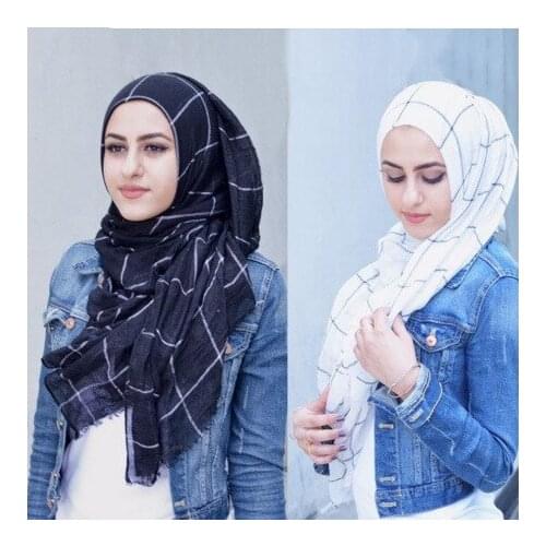 Wholesale Muslim Latest Design Fashion Headwear Cotton Viscose Checked Shawl Grid Hijab muslim turban