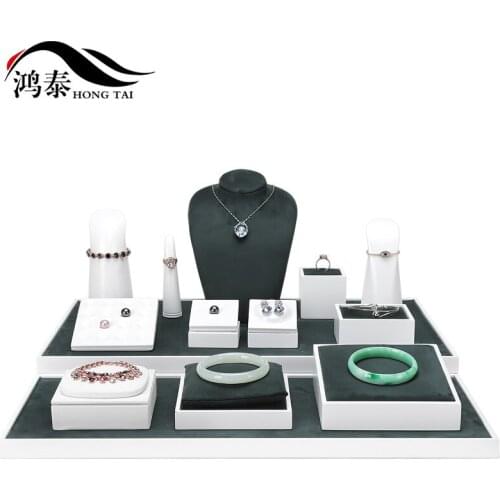 European resin paint jewelry display stand diamond ring necklace bracelet bare stone jewelry jewelry display props