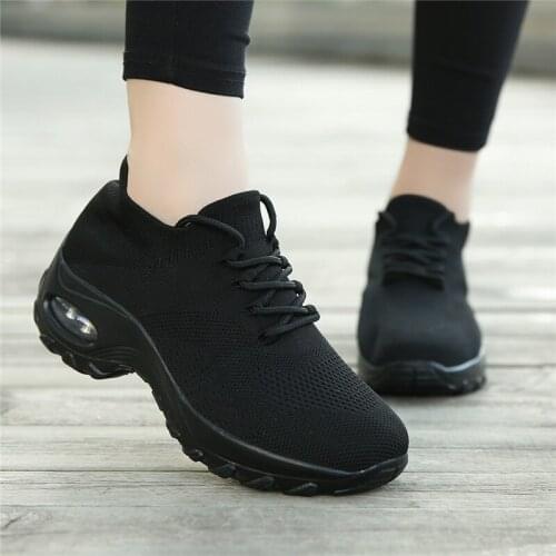 Plus Size Platform Massive Woman Tennis Shoes Running Femme Sport Shoes Female Sports Shoes for Women Socks Sneakers Black B-553