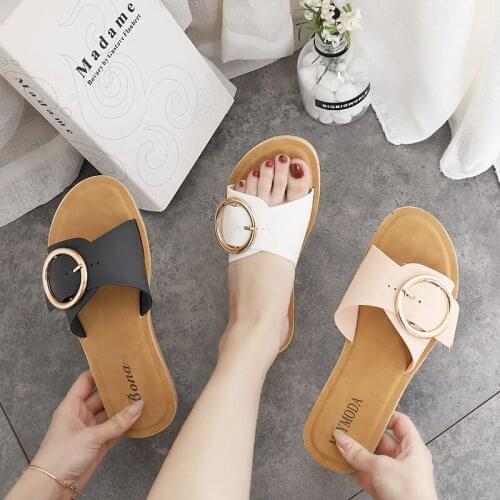 Summer Fashion Design Round Buckle Ladies Sandals And Slippers Personality Flip-Flops Flat-Bottomed Korean Womens Shoes