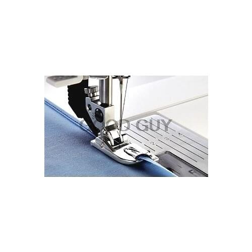 PFAFF HOUSEHOLD SEWING MACHINE 4MM CRIMPING FOOT # 98-694 873-00 / 820249096 SNAP ON ROLL HEMMER FOOT