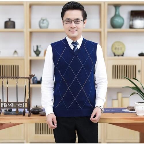 New Autumn Mens Wool Vest Fashion Argyle Patterns Sleeveless Sweater Pullover Male Knitwear V-Neck