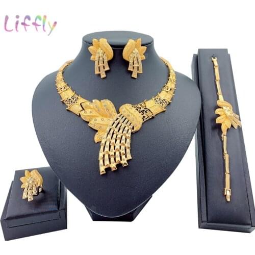 Dubai Women Gold Jewelry Sets Fashion Leaf Shape Necklace Bracelet Earrings Ring Wedding Elegant Bridal Jewelry