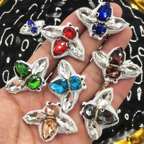 Handmade Crystal Rhinestone beaded&sequin Patche Bees Shape Fashion Sew on pearl patch for clothes beaded Applique Cute DIY CZ39