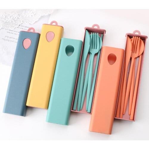 1 Set Cutlery Set Smooth Food Grade Materials Wheat Straw Lock Button Easy to Hold Fork Spoon Set for Home Kitchen Kids Tools
