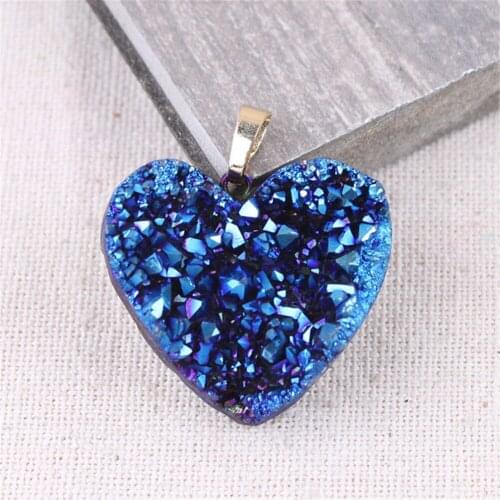 Hot Style Wholesale 6pcs/lot Accessories Agnate Crystal Cluster Heart-shaped Pendant Womens Heart-shaped Sweater Pendant