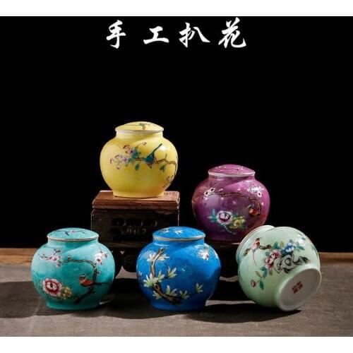 Ceramic Grilled Flower Tea Caddy Small Rounded Pu'er Tea Sealed Pot Storage Tank Mini Tea Warehouse