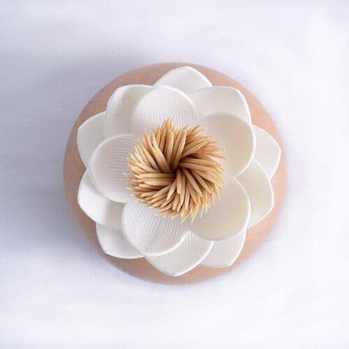 Toothpick box solid wood household creative personality toothpick tube restaurant living room high grade wooden toothpick canist