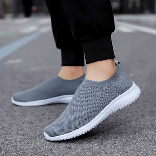 Zapatillas de deporte Men Tennis Shoes 2020 Ladies Non-slip Sport Shoes Unisex Stability Athletic Fitnes Sneakers Women cheap