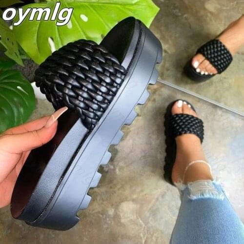 Woman Non Slip Slippers Ladies Open Toe Crystal Platform Flat Shoes Woman Comfort Casual Fashion Slippers Female New
