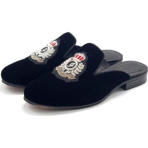 New arrival fashion slipper shoes for men velvet print embroider mules casual men shoes