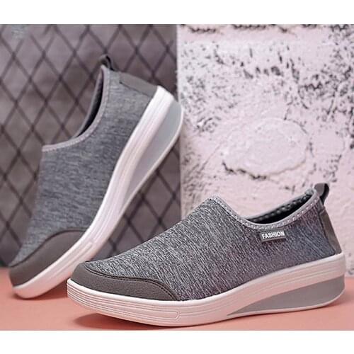 Fashion platform women running shoes comfortable casual sports shoes women sneakers outdoor solid color basket femme plus size