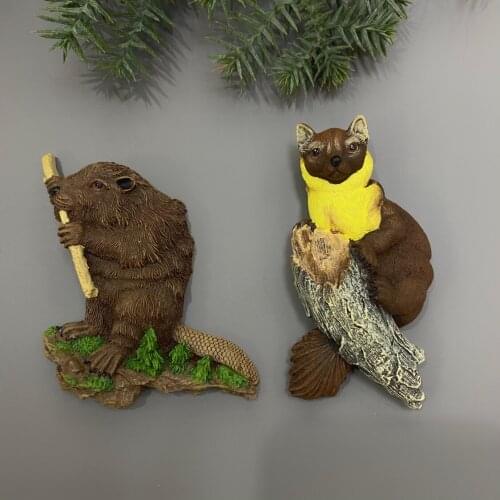 QIQIPP Hand-painted magnet refrigerator magnet animal pine mink beaver refrigerator magnet resin decorative magnet