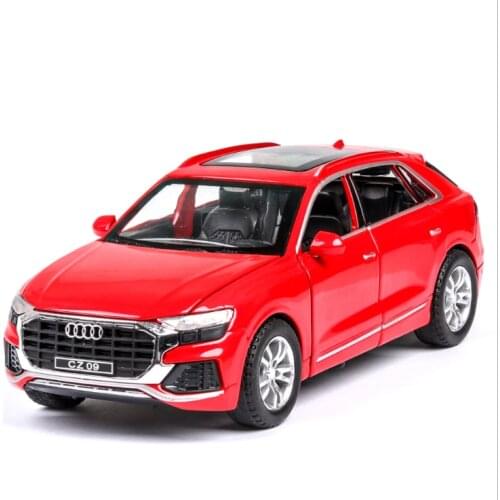 1: 32 Audi Q8 Simulation Alloy Childrens Toy Car Model With Sound And Light 6 Door Opening Childrens Birthday Gift Red
