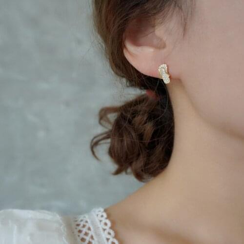 Mini, compact and personalized zircon slippers earrings are fashionable and versatile, simple and generous