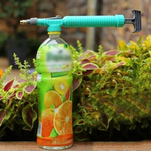 Portable Pump Sprayer Garden Plastic Water Nozzle Rotatable Drink Bottle Sprinkler Head Sprayer Head for Garden Agriculture Tool