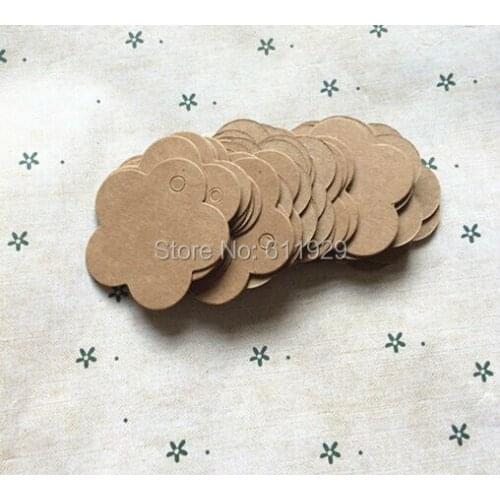 Free shipping 500 pcs a lot 4x4cm DIY blank flower kraft paper tags/wedding decorated card/cake price tags/labels/message card