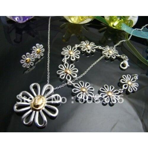 Fashion jewelry, Hot S925 sterling Silver color Jewelry Sets Chrysanthemum Necklace & bracelet, S125