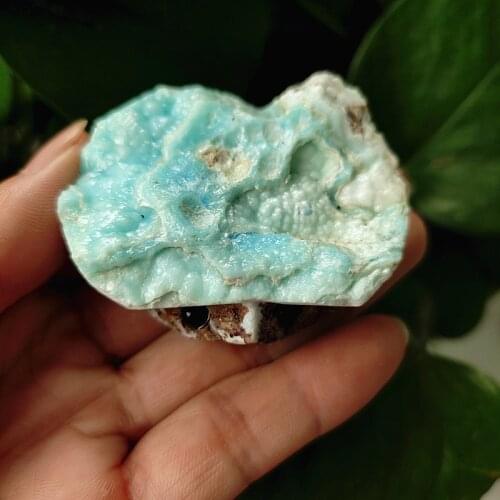 Natural crystals hemimorphite carve stones hedgehog decoration gem collection of scientific research and teaching