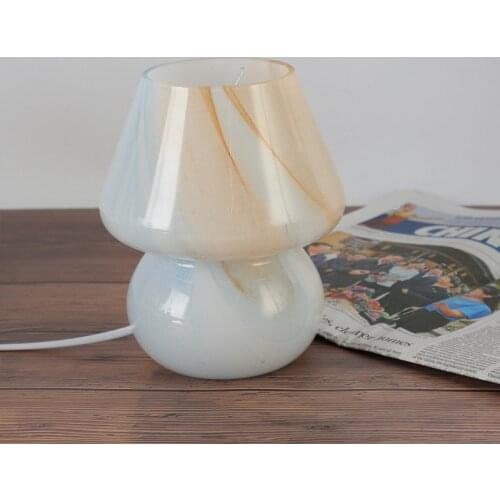 Ins Retro Glass Mushroom Table Lamp for Bedroom Bedside Living Room Coffee Shop House Creative Room Decor Stained Glass Lamp