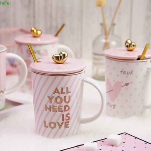 Cute Coffee Mug with Cover Office Pink Spoon Ceramics Creative Coffee Mug for Couple Personalized Taza Couple Mugs XX60CM