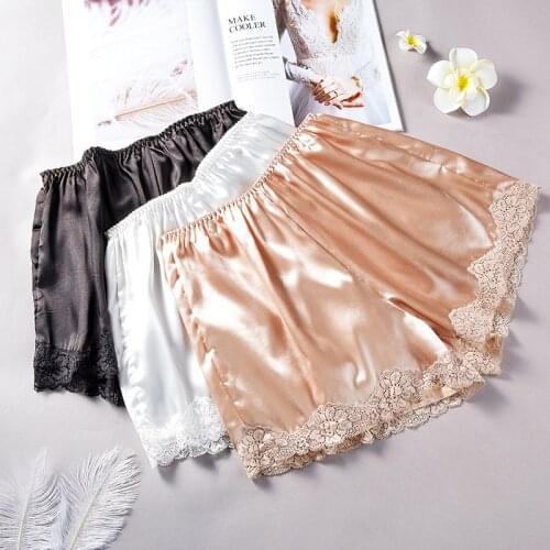 Summer New Three-Point Lace Thin Loose Leggings Insurance Pants Anti-Exposure Can Be Worn Outside Women Trending Products 2021