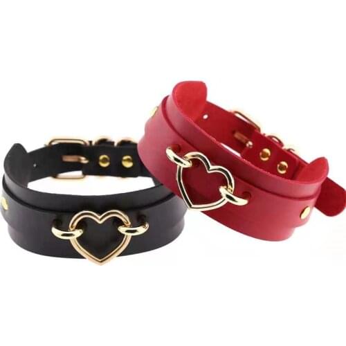 Arajuku Dark Personality Exaggerated Clavicle Chain Punk Style Bondage Collar Street Nightclub Sexy Peach Heart Couples Necklace