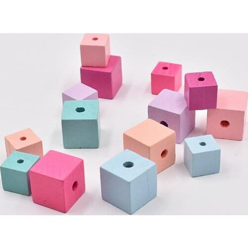 10pcs 15/20mm Color Square Wooden Beads with Hole DIY Accessories Arts and Jewelry and Crafts Key Chains