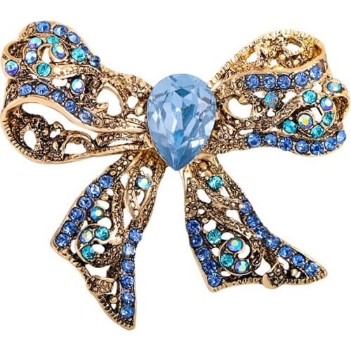 New Korean Bow Brooch Rhinestone Female Simple Scarf Buckle Clothes Collar Pin Vintage Corsage Women Accessories Jewelry Gifts