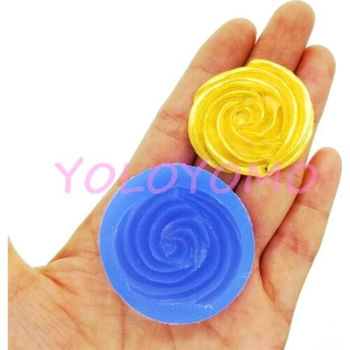 Q480YL 36.9mm x 34.9mm Whipped Cookie Silicone Mold Biscuit Fondant Cake Decoration Candy Chocolate Craft Resin Clay Art Soap