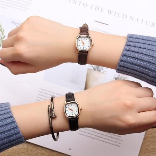 Relogio Feminino New Women Watches Fashion Luxury Brand Quartz Wristwatches For Ladies Wine Barrel Shape Casual Leather Watch