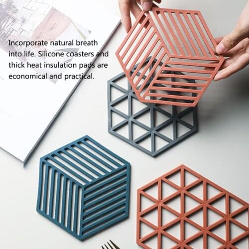 1 Piece of Insulation Pad Anti-scalding Kitchen Cooking Mat Silicone Coaster Dish and Pot Holder Placemat Dining Table LH