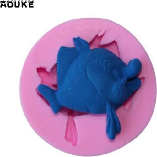 Lovely Cartoon Smiling Fish Fondant Cake Silicone Mould Pastry Pudding Soap Mold Ice Cube Molds Cake Decoration DIY Baking Tools