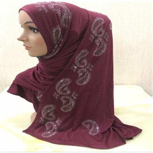 2019 Luxury crystal woman hijab pattern Amira lady stretchy headwrap outdoor cloth accessories