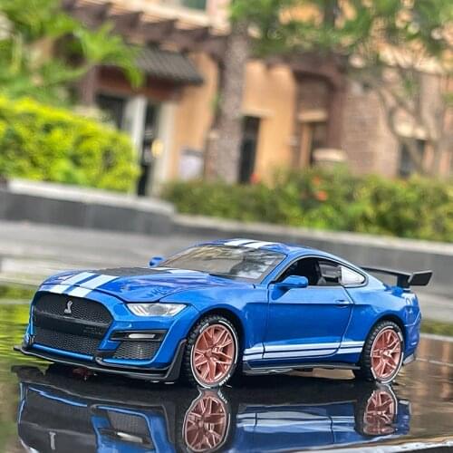 New 1:32 High Simulation Supercar Ford Mustang Shelby GT500 Car Model Alloy Pull Back Kid Toy Car 4 Open Door Childrens Gifts
