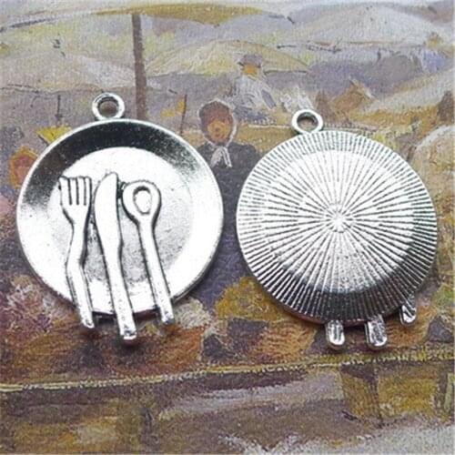 BULK 30 Zinc Alloy Metal Plate with Spoon Fork Knife Charms Tableware Pendants Antique Tone 23*30mm 3g
