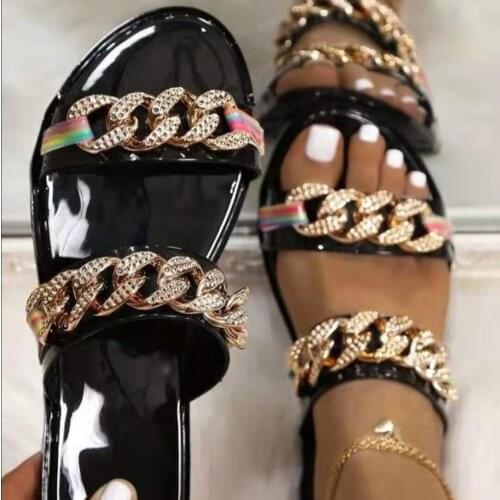 New Summer Female Flat Slippers Chain Decoration Round Toe Sandals Woman 2021 Casual Fashion Ladies Shoes Beach Lightweight