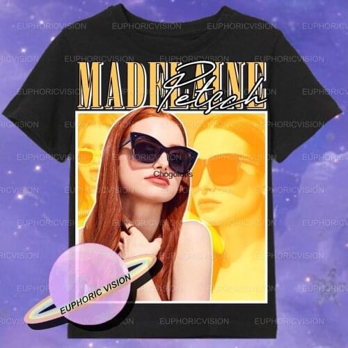 Madelaine Petsch 90’s Vintage Tee(2)