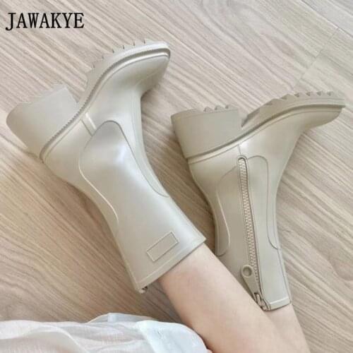 2021 Hot Selling Rain Women Boots PVC Square Toe Block Heel Short Boots Slim Side Zip Outdoor Booties Street Style Ankle Shoes