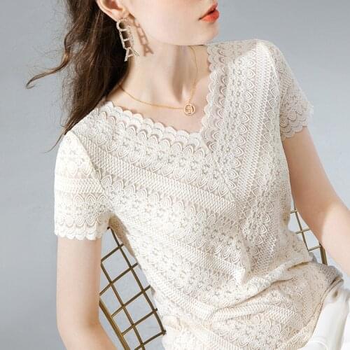 RAYNALIYA Blouses With Sleeves