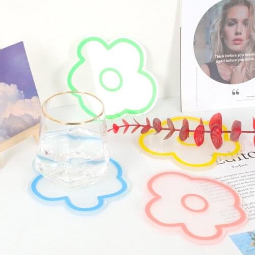 1PC Korean Style Transpare Acrylic Coaster Cute Flowers Non-slip Heat-resistant Cup Mat Waterproof Kitchen Tool