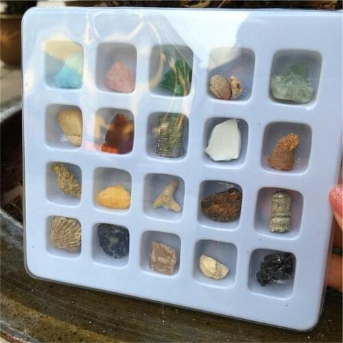 20PCS/Set Ore Fossil Set Ornament Natural Stone Craft Crystal Gemstone Polished Healing Natural Crystal Stone Decoration Art