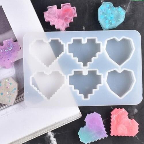 Love Heart Mould Smooth Delicate Silicone 6 Pixels Pattern Love Heart Mold for Crafts Making Love Heart Mould
