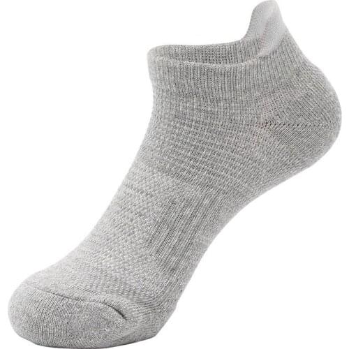 Men New Cotton Sports Boat Socks Fitness Running Socks Professional Short Tube Towel Bottom Outdoor Socks SKG004