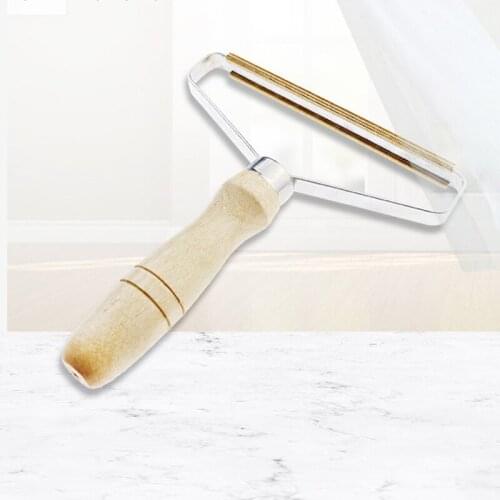 Lint Remover Brush Clothes Fuzz Fabric Shaver Wood Handle Portable Manual Plush Clothing Hair Removal Machine Clothes Brush Tool