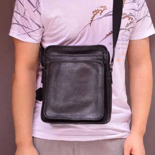 AETOO Genuine leather mens shoulder bag, trendy mens messenger bag, first layer cowhide mens bag